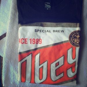Medium Obey shirt